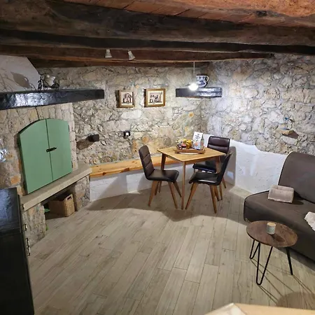 Kuca Za Odmor Ameli Holiday home *